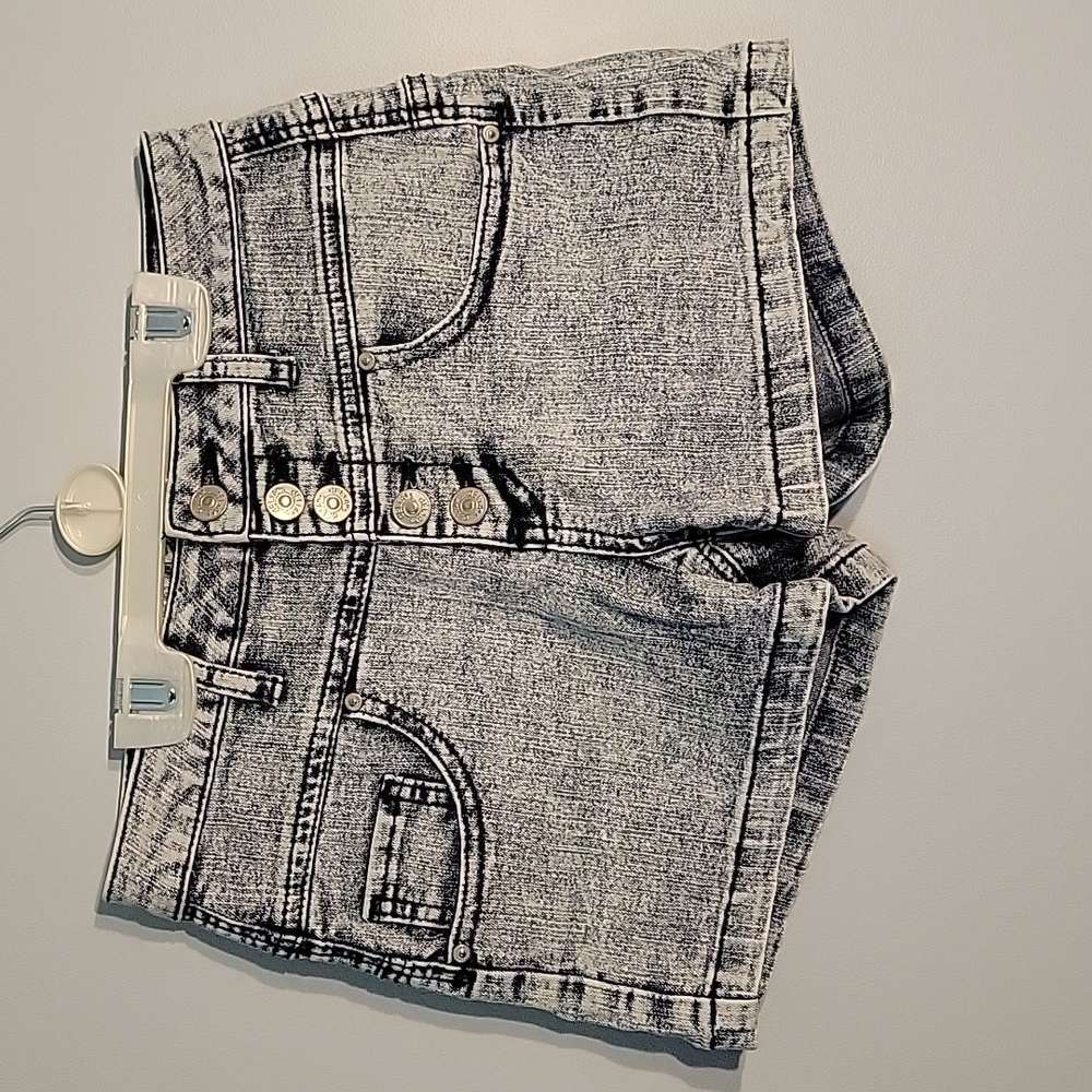 Delia's High Rise Acid Wash Woman's Shorts